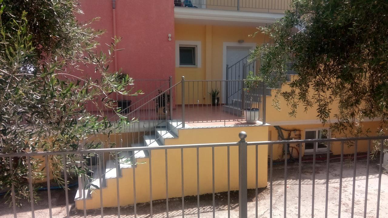 Olive Tree Apartments بارغا المظهر الخارجي الصورة